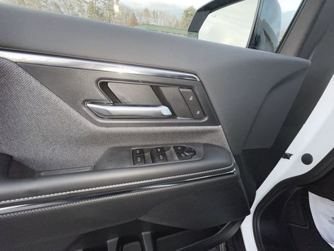 New 2026 GMC Sierra EV Elevation image 27