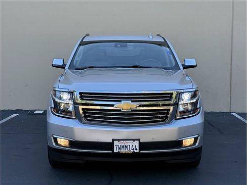 Used 2017 Chevrolet Tahoe Premier AWD/4WD image 3