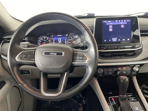 Used 2022 Jeep Compass Latitude w/ Convenience Group AWD/4WD image 19