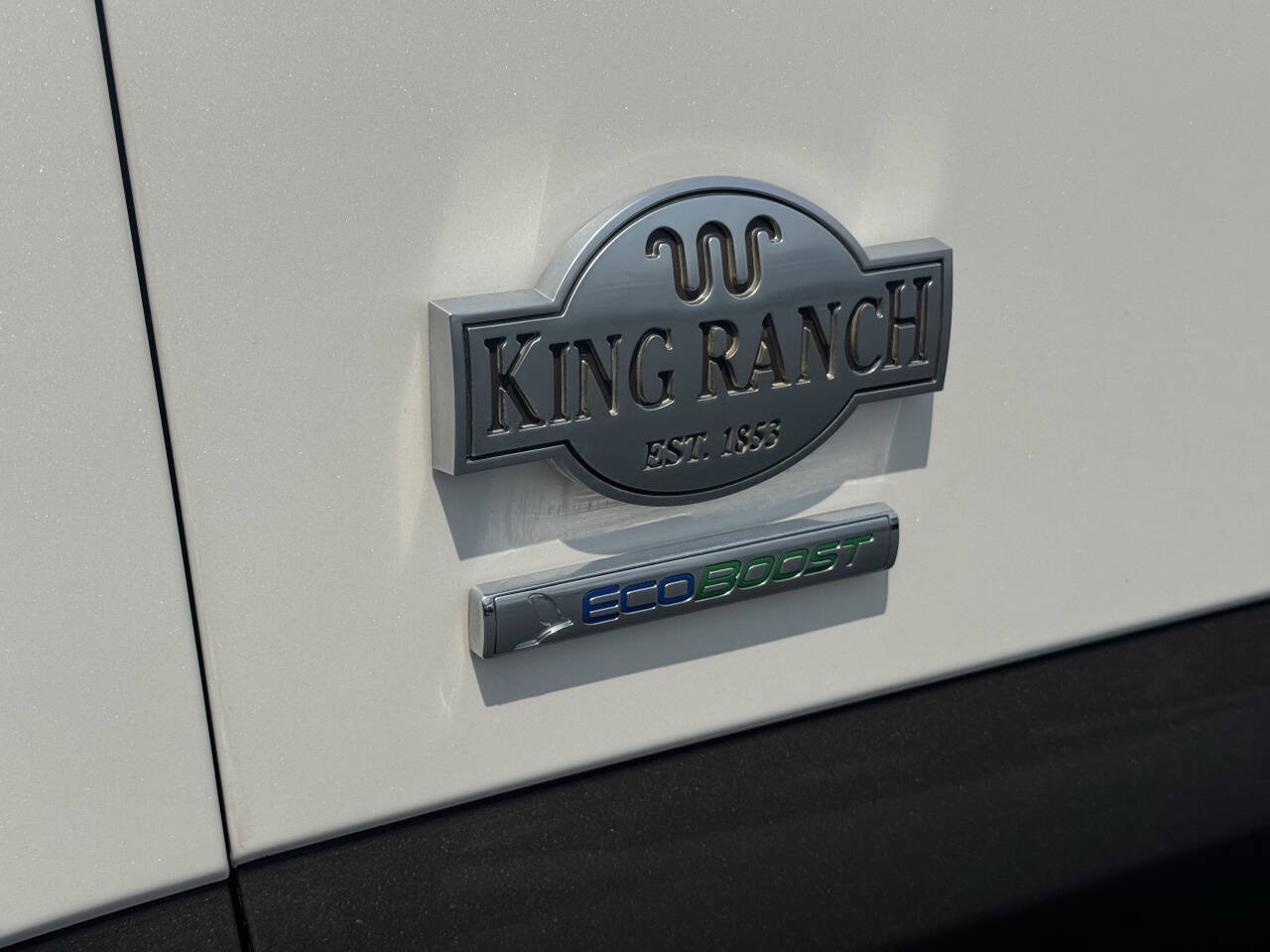 Used 2016 Ford F150 King Ranch w/ Equipment Group 601A Luxury AWD/4WD image 15