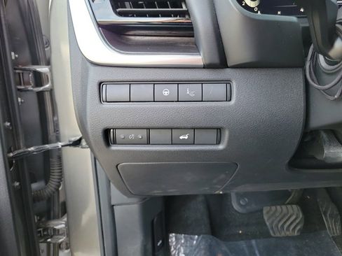 Used 2023 Nissan Rogue Platinum w/ Platinum Premium Package AWD/4WD image 21