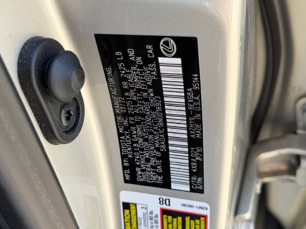 Certified 2022 Lexus ES 300h w/ Premium Package FWD image 29