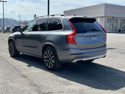 Used 2018 Volvo XC90 T6 Momentum w/ Convenience Package image 5