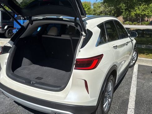 Used 2020 INFINITI QX50 Luxe w/ Navigation Package image 4