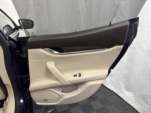 Used 2017 Maserati Ghibli S Q4 image 34