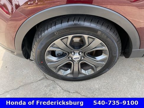 Used 2018 Ford Explorer Sport AWD/4WD image 9