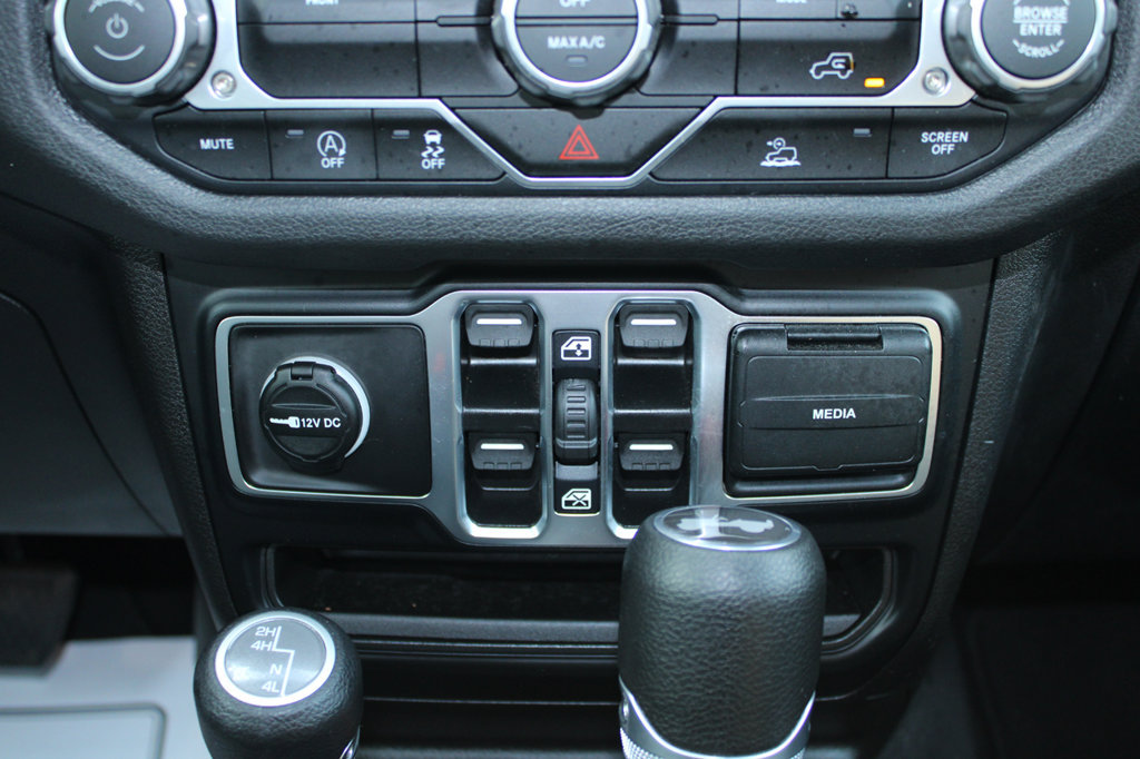 Used 2026 Jeep Wrangler Unlimited Sport AWD/4WD image 25