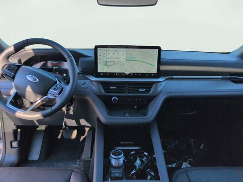 New 2025 Ford Explorer Platinum image 19