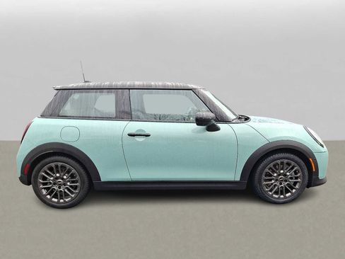 Certified 2025 MINI Cooper S image 4