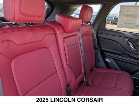 New 2025 Lincoln Corsair Grand Touring image 13