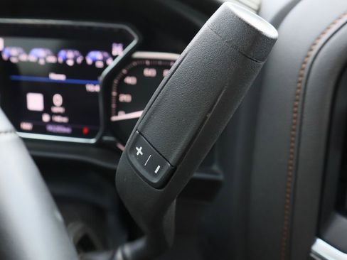 Certified 2023 GMC Sierra 2500 AT4 w/ AT4 Preferred Package image 18