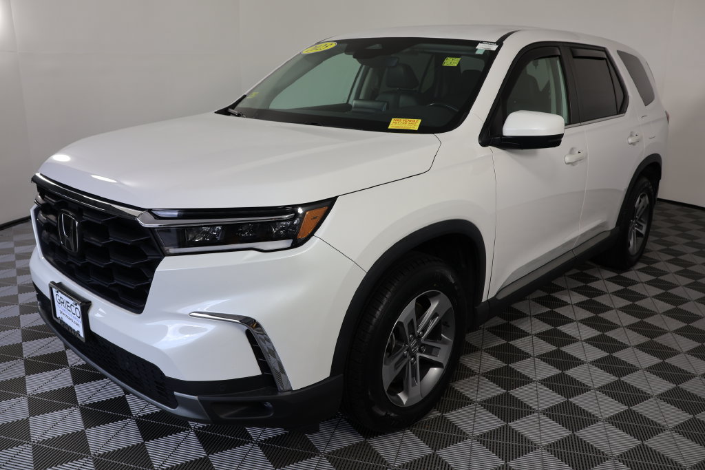 Used 2023 Honda Pilot EX-L image 4