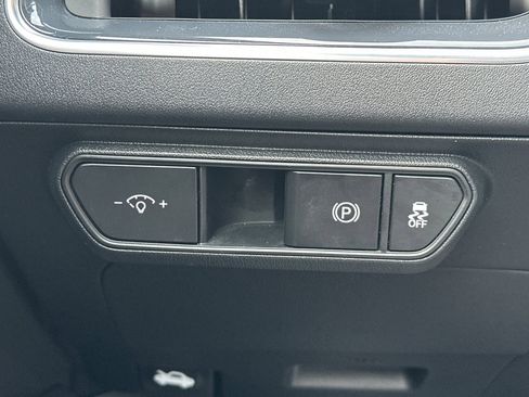 Used 2025 Kia K4 GT-Line Turbo image 41