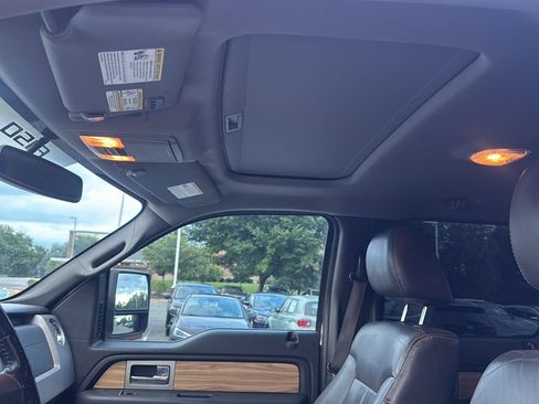 Used 2011 Ford F150 Lariat w/ Lariat Chrome Pkg AWD/4WD image 15