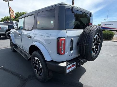 New 2026 Ford Bronco Outer Banks AWD/4WD image 6