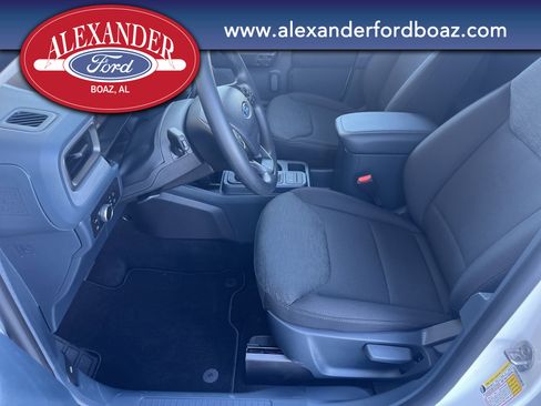 New 2025 Ford Maverick XL image 9