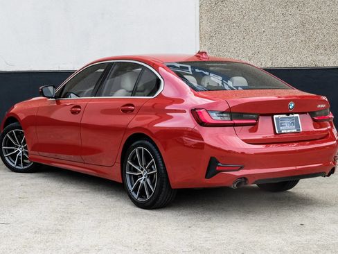 Used 2022 BMW 330i Sedan w/ Driving Assistance Package RWD image 11