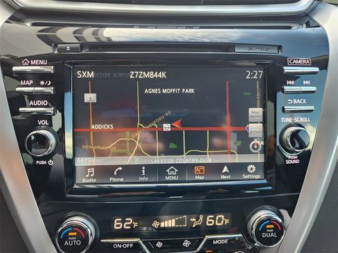 Used 2015 Nissan Murano Platinum image 16