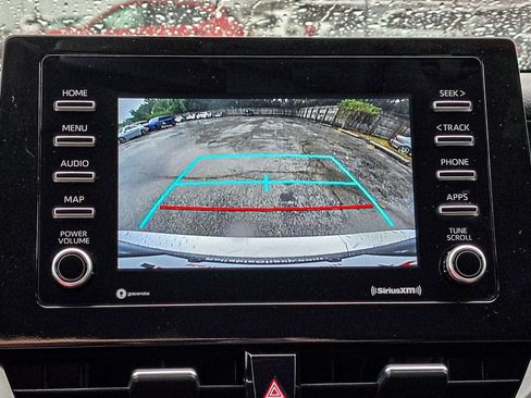 Used 2023 Toyota Camry SE FWD image 19