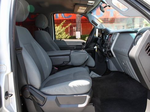 Used 2014 Ford F250 XLT w/ XLT Interior Package image 34