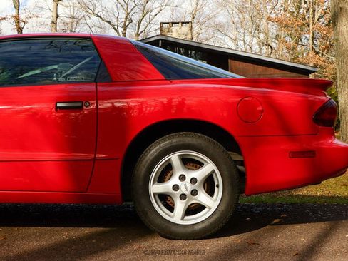 Used 1997 Pontiac Firebird Coupe w/ Opt Pkg RWD image 5