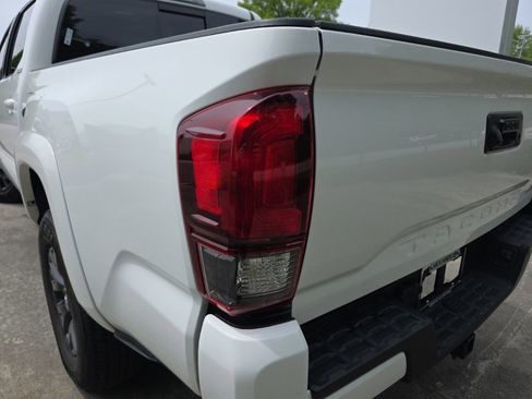 Used 2023 Toyota Tacoma SR5 w/ Technology Package image 6