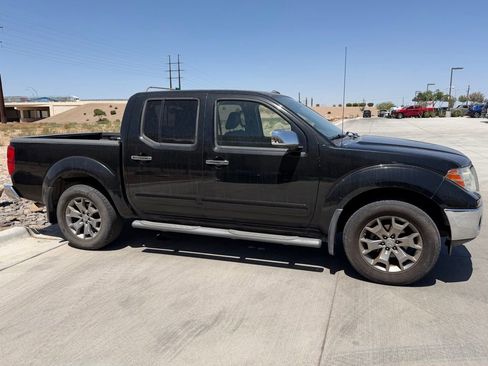 Used 2019 Nissan Frontier SL AWD/4WD image 3