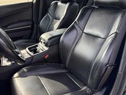Used 2022 Dodge Charger SXT w/ Leather Interior Group image 10