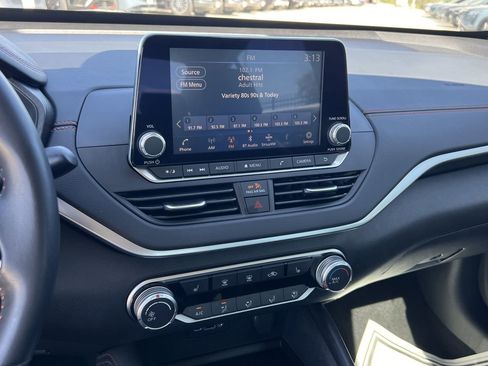 Certified 2021 Nissan Altima 2.0 SR image 15