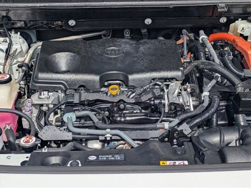 Used 2020 Toyota RAV4 XLE AWD/4WD image 21