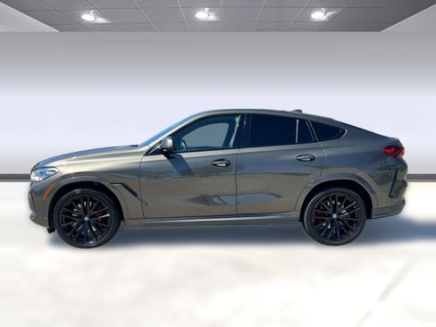Used 2022 BMW X6 xDrive40i w/ Executive Package image 2