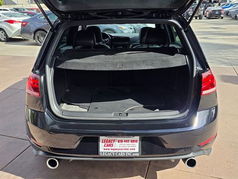 Used 2021 Volkswagen GTI SE image 19