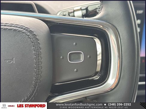 Used 2024 Lincoln Nautilus Premier AWD/4WD image 23