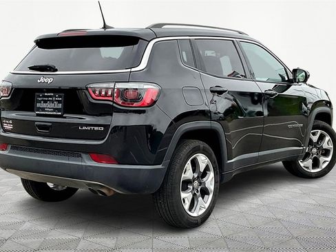 Used 2019 Jeep Compass Limited image 12