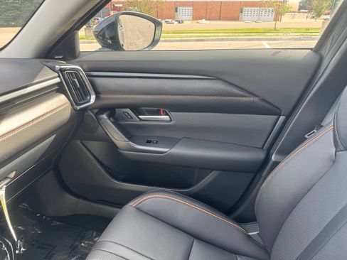 Used 2026 MAZDA CX-50 2.5 Turbo w/ Cargo Package AWD/4WD image 19