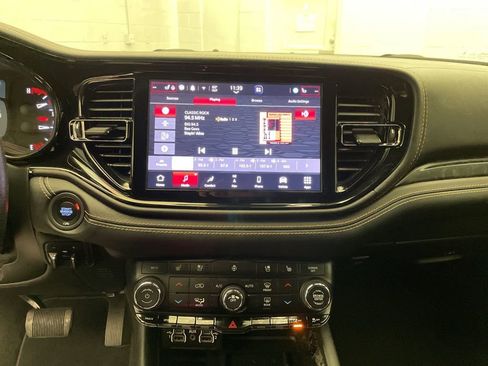 Certified 2025 Dodge Durango R/T image 17