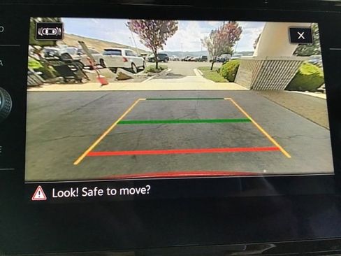 Used 2021 Volkswagen Atlas SEL Premium image 28