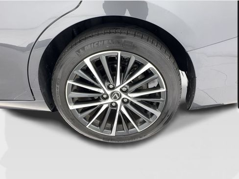 Used 2024 Lexus ES 250 w/ Premium Package AWD/4WD image 12