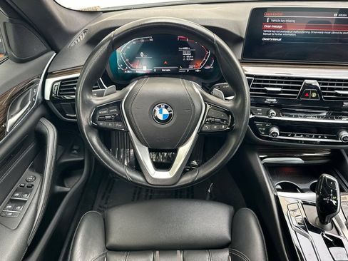 Used 2023 BMW 530i w/ Convenience Package RWD image 15