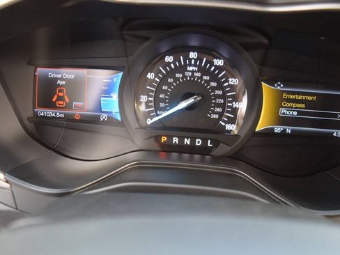 Used 2020 Ford Fusion SE FWD image 70
