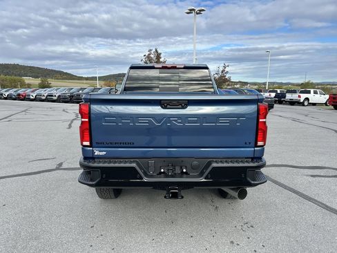 New 2026 Chevrolet Silverado 2500 LT w/ Trail Boss Package image 6