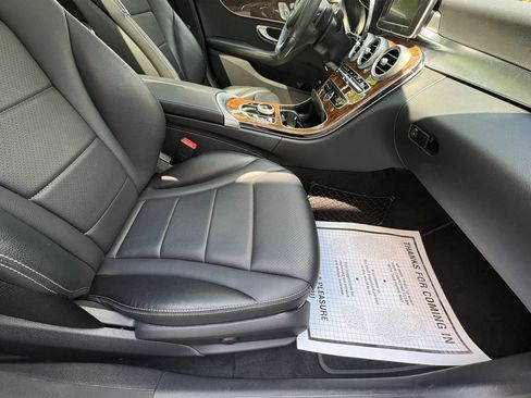 Used 2017 Mercedes-Benz C 300 4MATIC Sedan image 8