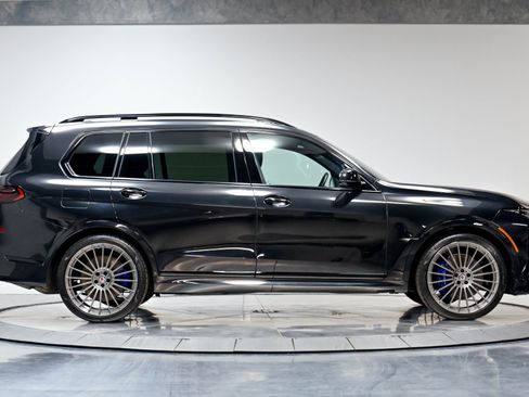 Used 2023 BMW ALPINA XB7 AWD/4WD image 18