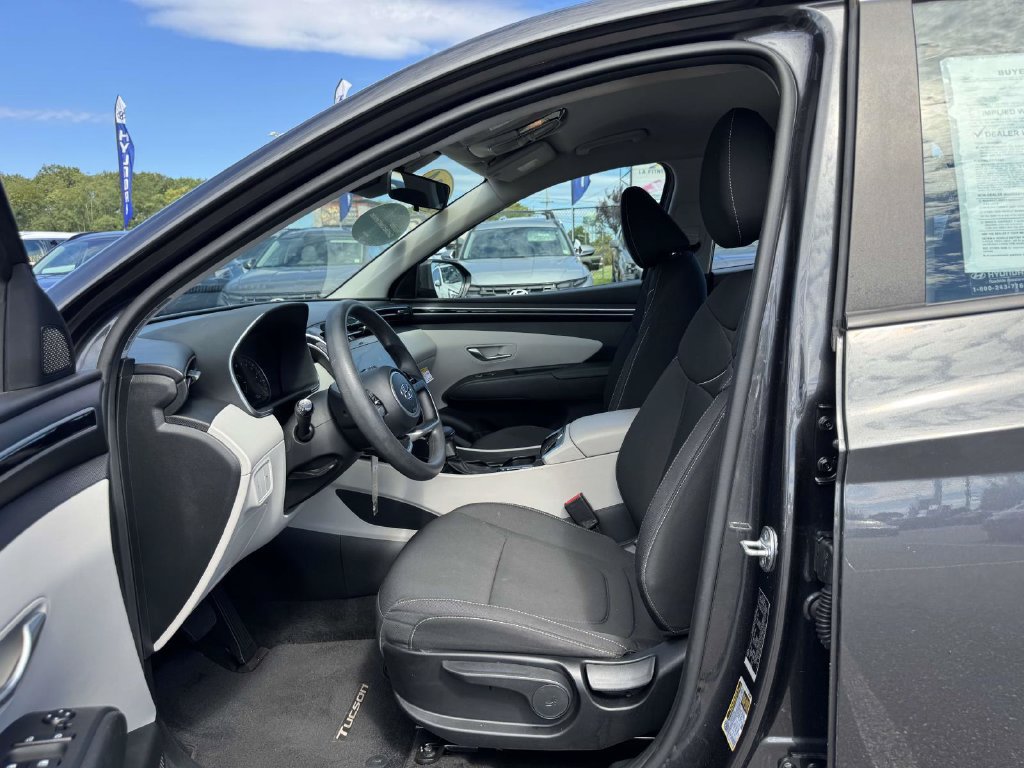 Used 2024 Hyundai Tucson SE AWD/4WD image 16