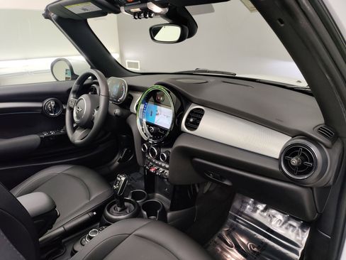 Certified 2024 MINI Cooper Convertible image 29