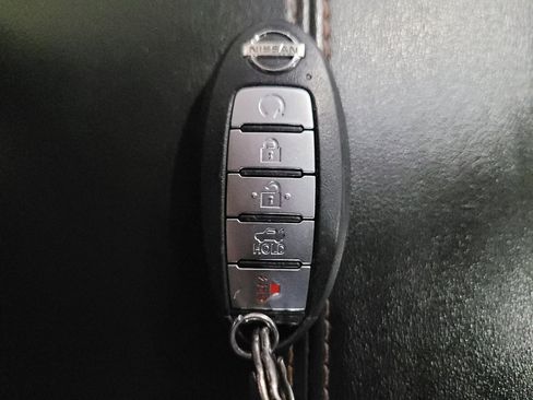 Used 2021 Nissan Altima 2.5 SR w/ SR Premium Package FWD image 32