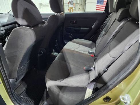 Used 2013 Kia Soul image 9