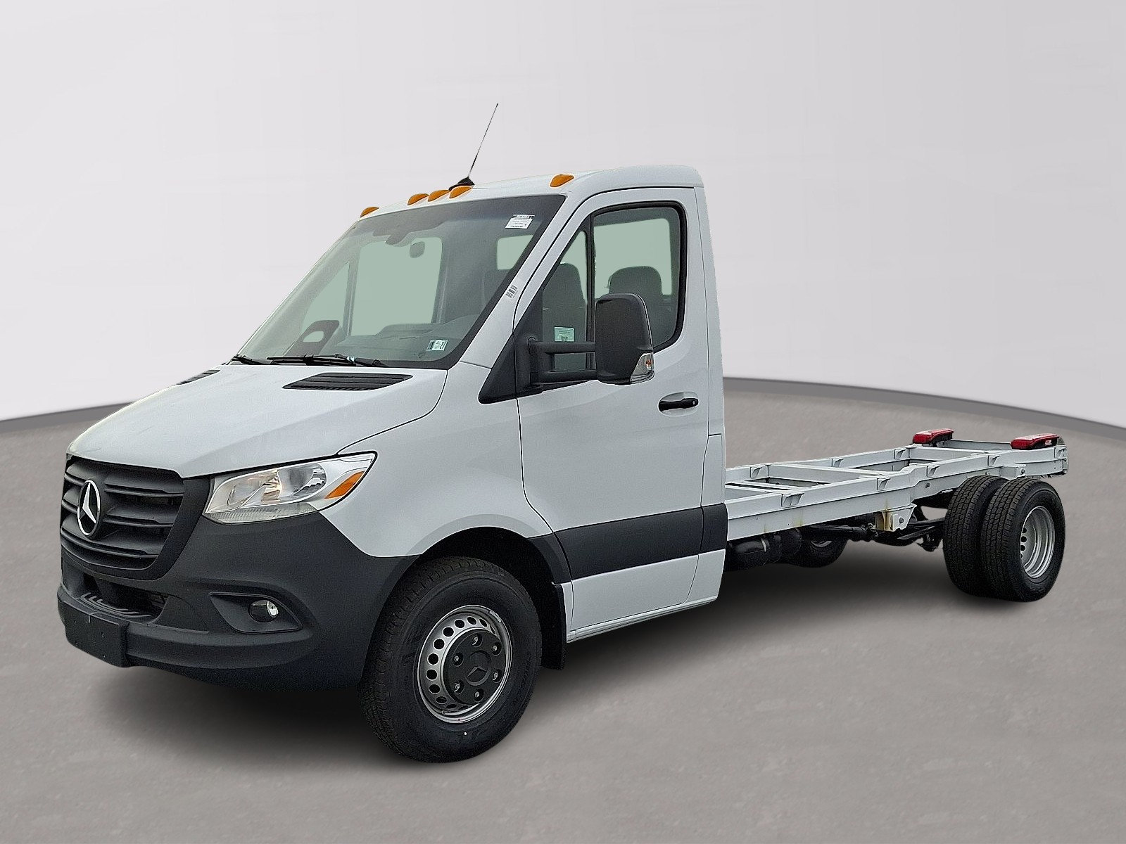 New 2026 Mercedes-Benz Sprinter 4500 image 1