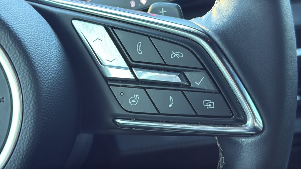 Used 2025 Buick Enclave Sport Touring w/ Power Package FWD image 21