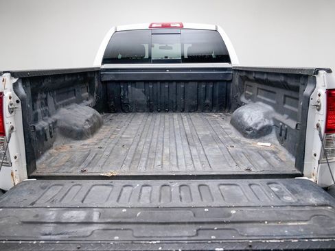 Used 2010 Toyota Tundra 4x4 Double Cab image 12